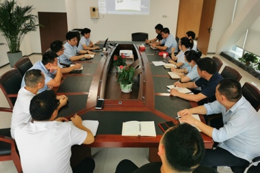 財(cái)鑫廣場(chǎng)開(kāi)展《物業(yè)服務(wù)》專題培訓(xùn)會(huì)