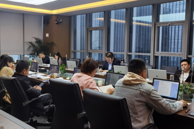 強化風(fēng)險管理  筑牢風(fēng)控防線