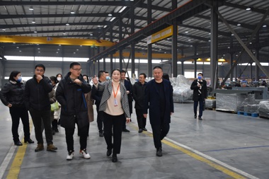 【金融?溫度】金融機構(gòu)“組團”登門！財鑫集團開展“金融服務(wù)進園區(qū)”活動